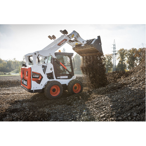 Аренда мини-погрузчика Bobcat S530 с ковшом