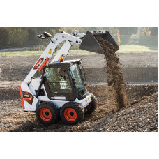 Аренда мини-погрузчика Bobcat S530 с ковшом